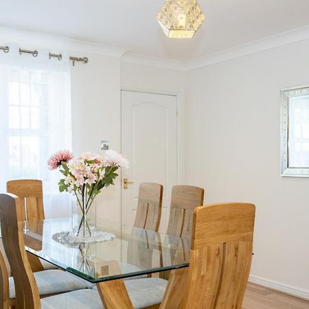 Guestready - A Haven By The River Manchester Exteriör bild
