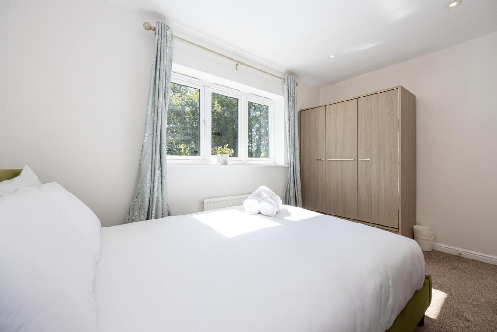 Guestready - A Haven By The River Manchester Exteriör bild