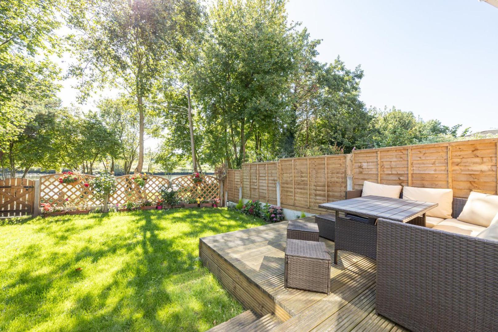 Guestready - A Haven By The River Manchester Exteriör bild